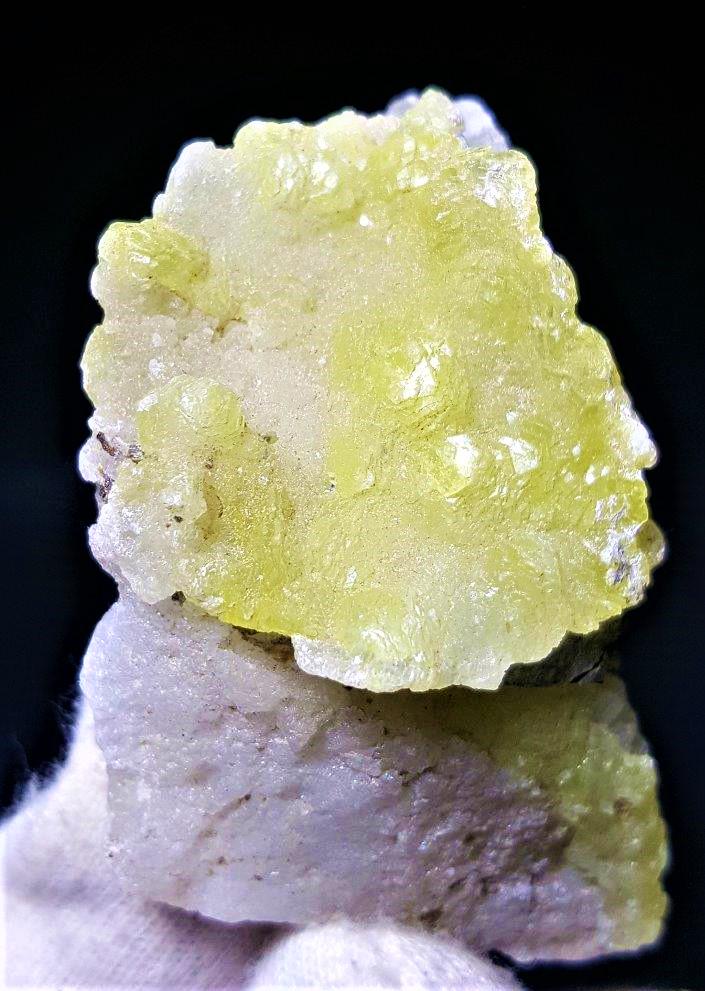 41.4 Grams Natural Undamaged yellow Brucite (1 of 2)