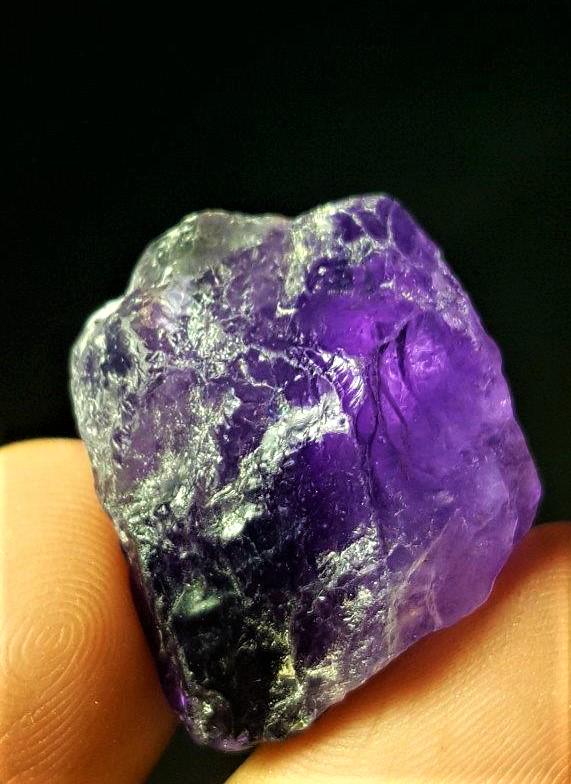 Facet Rough Natural Amethyst rough stone 8 Grams (1 of 2)