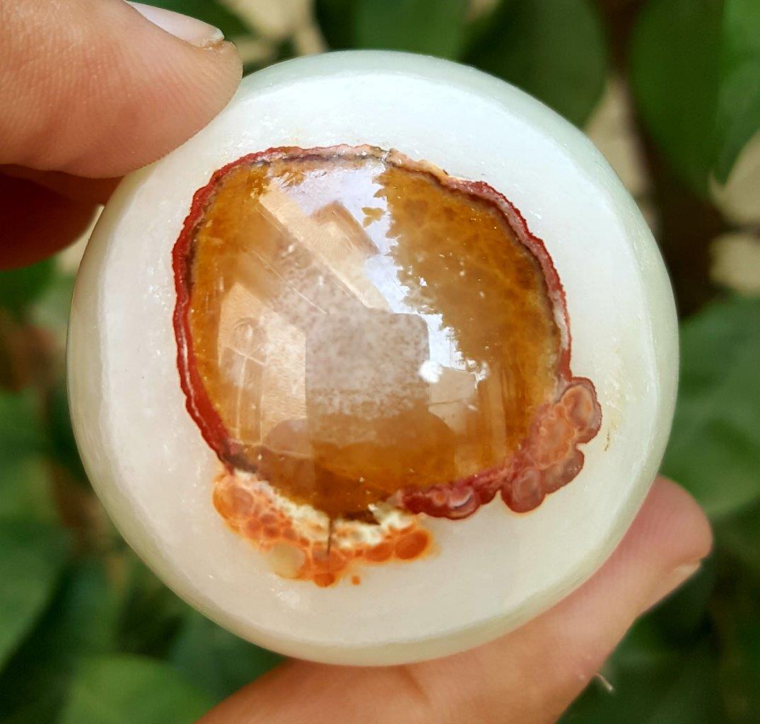 156 Grams Beautiful Onix Sphere -Diameter (1 of 3)