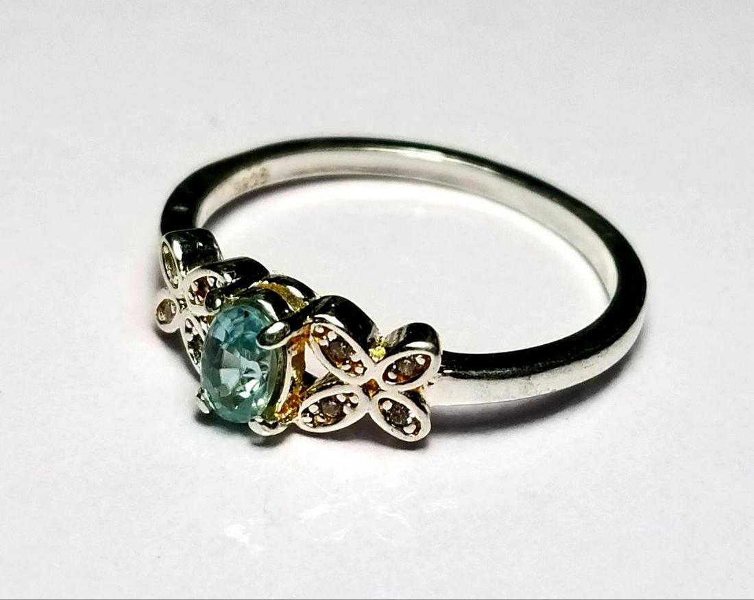 Natural Zircon - Sterling Silver Ladies Ring: Natural Blue Zircon - Sterling Silver Ladies Ring : Flat-rate of $23.00 to anywhere. shipping rates are determined by Parcel weight and destination. Combined shipping: We offer combine shipping on mul