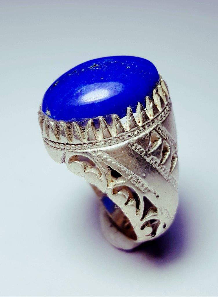 VINTAGE STERLING SILVER LAPIS LAZULI RING (1 of 4)