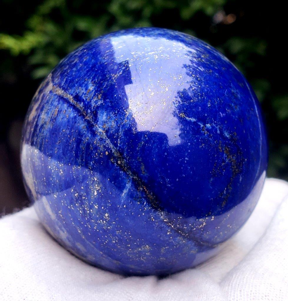 Polished Lapis Lazuli Healing Sphere - 643 Grams: Top Quality Natural Polished Lapis Lazuli Healing Sphere - 643 Grams - Diameter - 75 mm : Flat-rate of $55.00 to anywhere. shipping rates are determined by Parcel weight and destination. 5$ will be ch