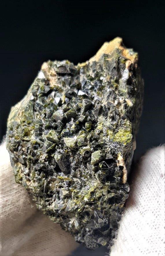 Epidote Tree - Mineral Specimen - 59.3 Grams: Epidote Tree - Mineral Specimen From Skardu - 59.3 Grams - 49X34X33 mm : Flat-rate of $23.00 to anywhere. shipping rates are determined by Parcel weight and destination. 5$ will be charged for each ad