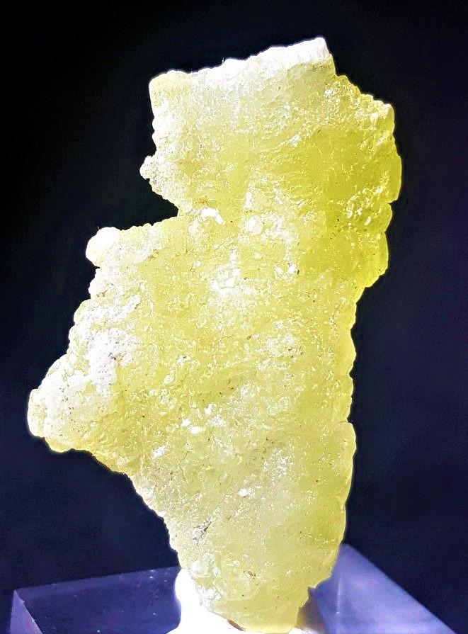 Natural Undamaged Brucite Mineral- 6.8 Grams (1 of 2)
