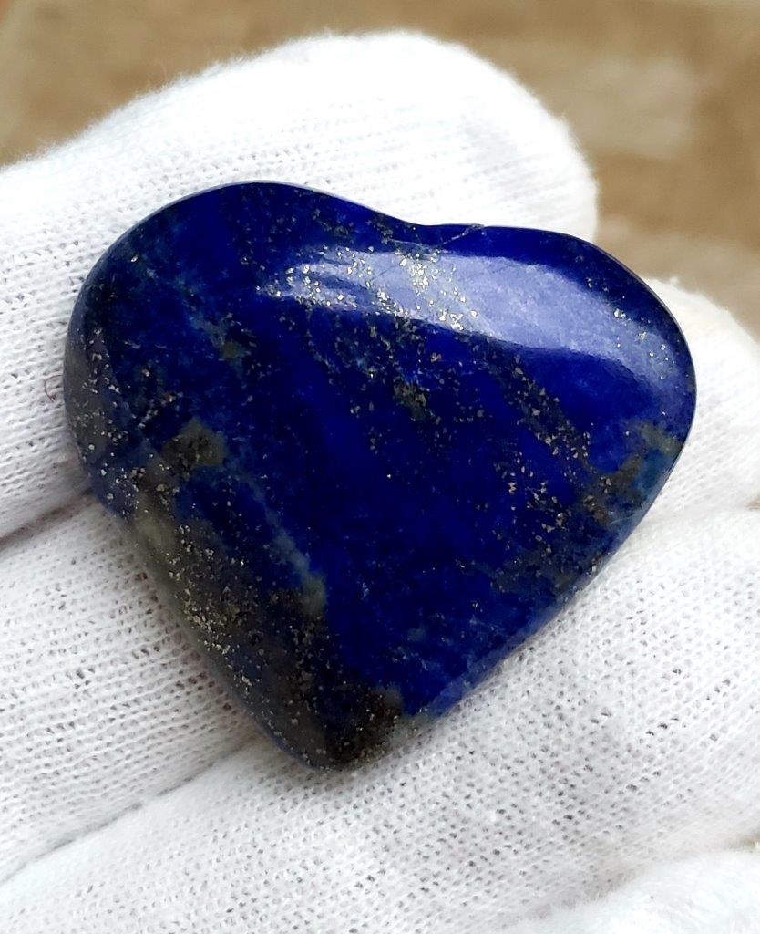 Lapis lazuli Heart Tumblr: Lapis lazuli Heart Tumblr - 33X33X17 mm: Flat-rate of $23.00 to anywhere.shipping rates are determined by Parcel weight and destination.5$ will be charged for each additional item in combined shipping