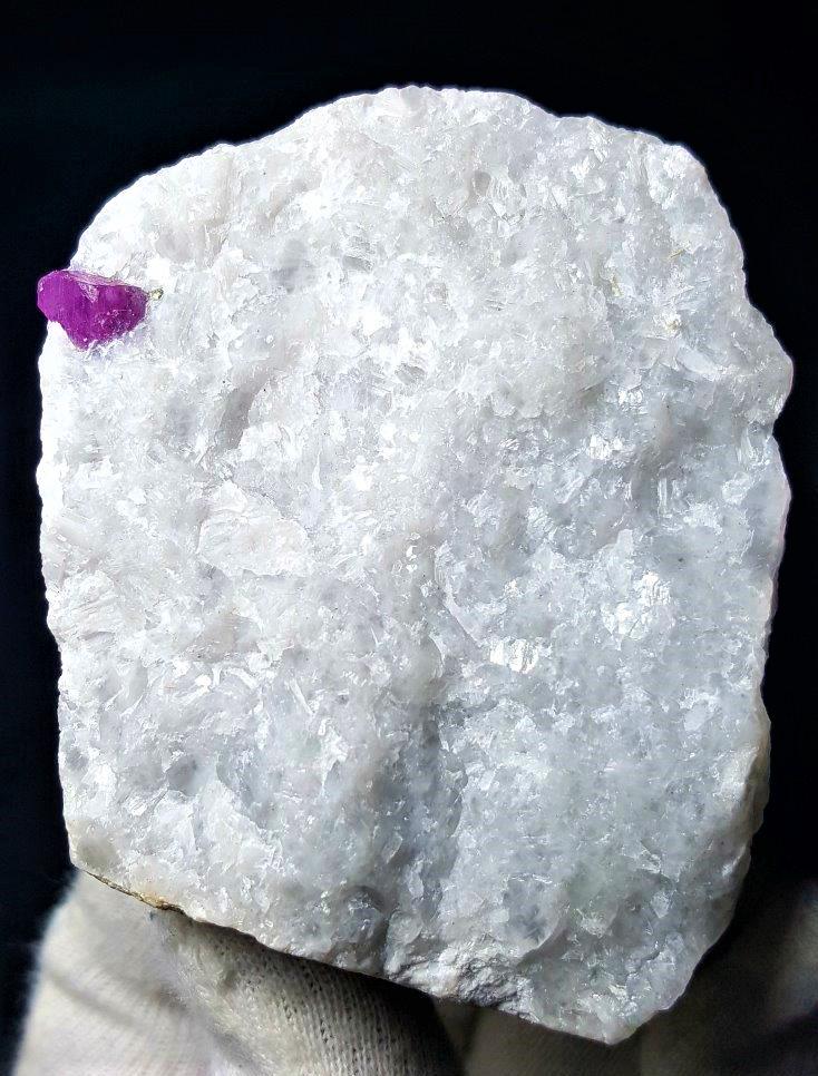 Natural Undamaged Ruby Specimen - 138.4 Grams (1 of 2)