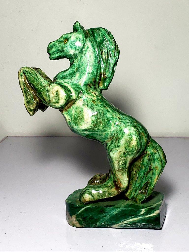 Aventurine Horse Home DeCor - 1218 Grams: Aventurine Horse Home DeCor - 1218 Grams - 214X155X64 mm Shipping: $85.00. Shipping rates are determined by Parcel weight and destination.