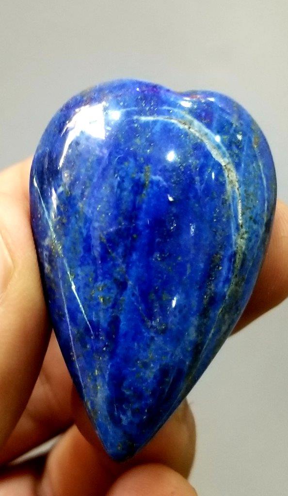 10 grams Natural Lapis Lazuli Heart (1 of 4)