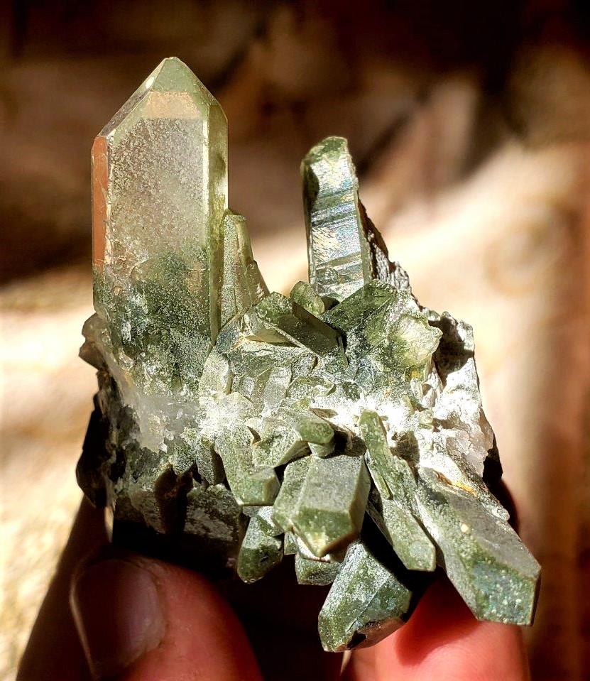 Chlorine Quartz Crystal Specimen - 48.2 Gram (1 of 2)