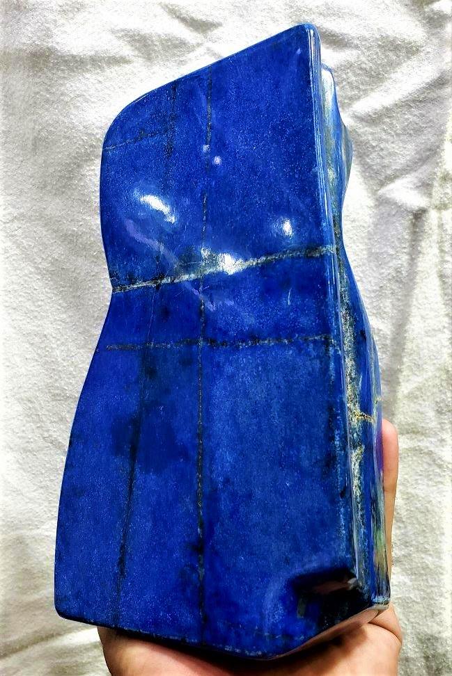 2.4 Kg Top Quality ROYAL Blue Lapis Lazuli Tumble: 2.4 Kg Top Quality ROYAL Blue Lapis Lazuli Tumbled Stone 200X140X53 mmShipping Rate: $95.00 .shipping rates are determined by Parcel weight and destination.Combined shipping: We offer combine shipping