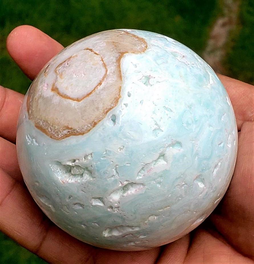 Blue Aragonite Healing Sphere - 540 Grams: Blue Aragonite Healing Sphere - 540 Grams - Diameter 73 mm Shipping: $50.00. Shipping rates are determined by Parcel weight and destination.