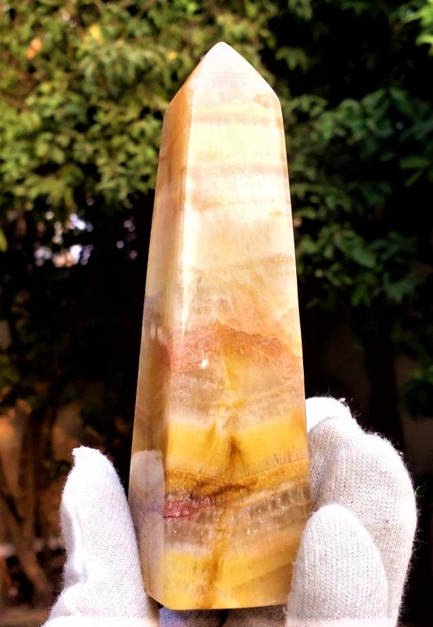 Healing Onix Tower - 272.5 Grams (1 of 2)