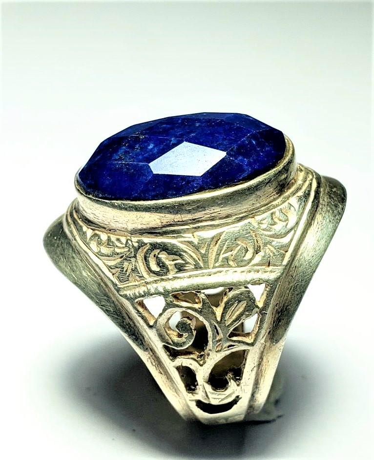Lapis Lazuli Ancient Ring in Silver (1 of 5)