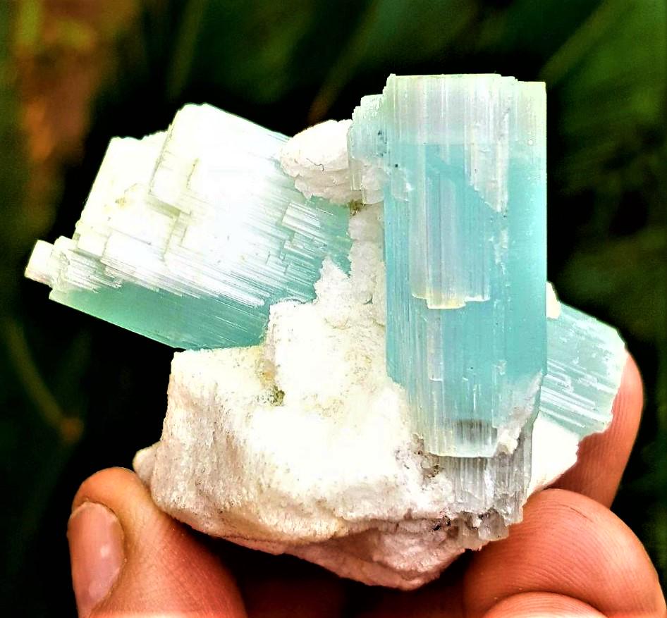 Natural Twin Aquamarine Crystals With Albite - 67: Natural Combined Twin Aquamarine Crystals With Albite - 67 Grams - 63X47X43 mmShipping Rate: $23.00 .shipping rates are determined by Parcel weight and destination.Combined shipping: We offer combine 