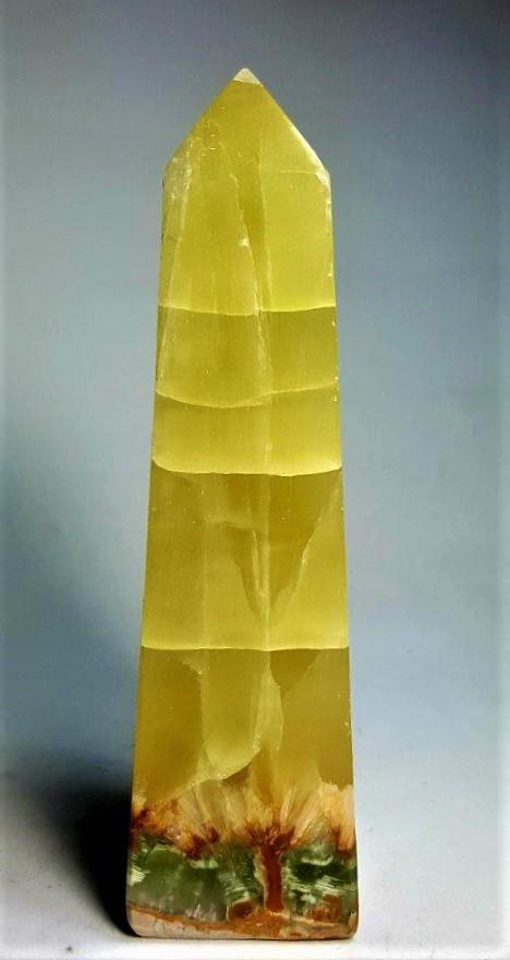 Lemon Green Calcite Point - 520 Grams (1 of 2)