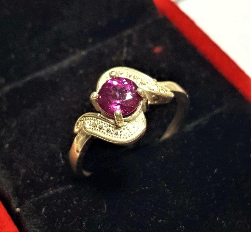 Sterling Silver Rhodolite Garnet Ladies Ring (1 of 3)