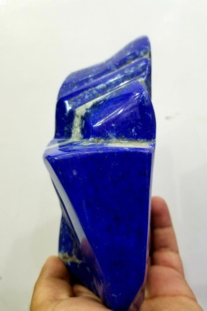 900 Grams Royal Blue Natural Lapis Lazuli (1 of 2)