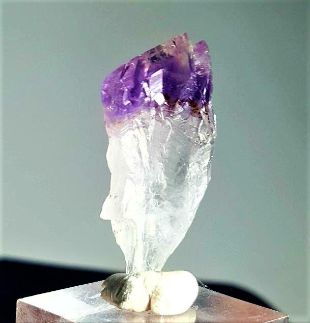 Lovely Amethyst Scepter: Lovely Amethyst Scepter - 45X16X12 mm Shipping: $23.00. Shipping rates are determined by Parcel weight and destination.