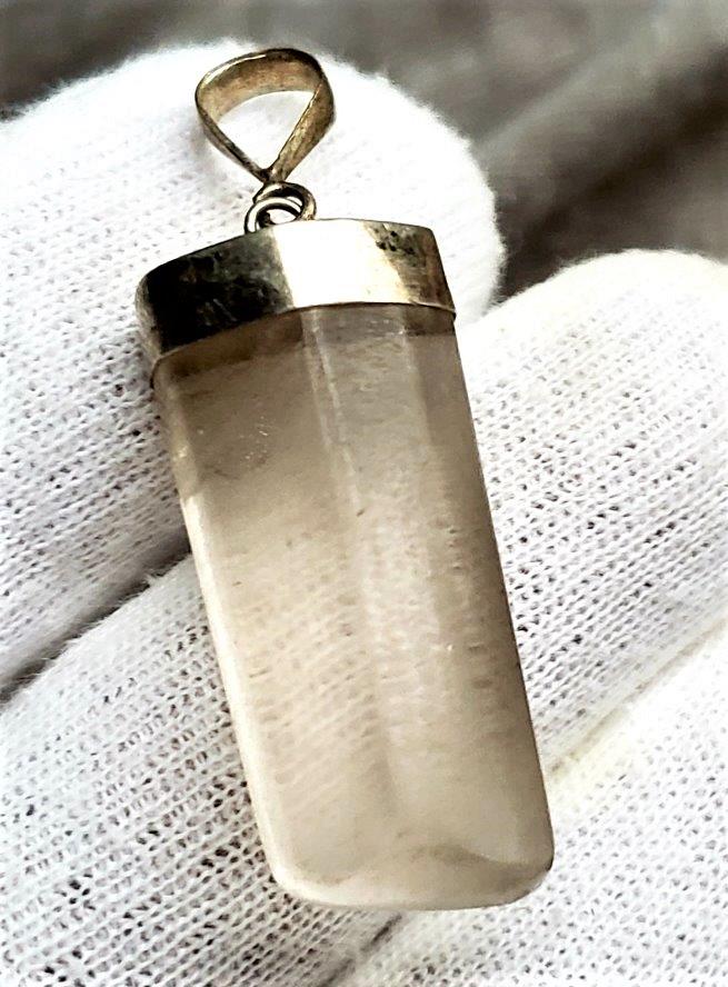 FLUORITE SPECIMEN UNDAMAGED - 183.1 Grams (1 of 3)