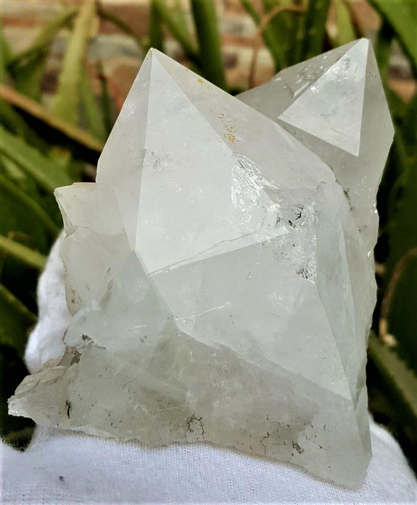 517.9 Grams Natural Termianted Healing Quartz (1 of 5)