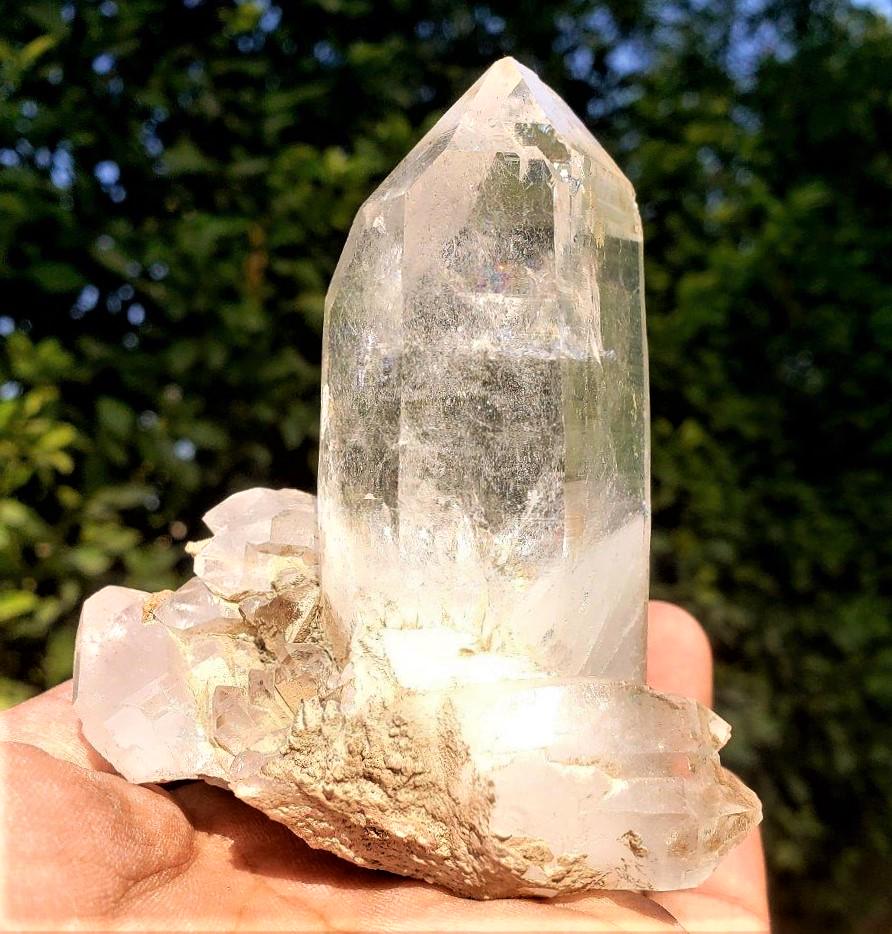 TOP condition Quartz Specimen - 339.5 Grams (1 of 5)