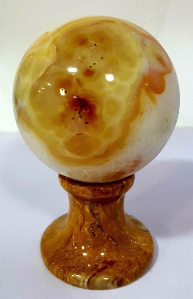 Hand Carved AGATE Sphere -339 Grams (1 of 3)