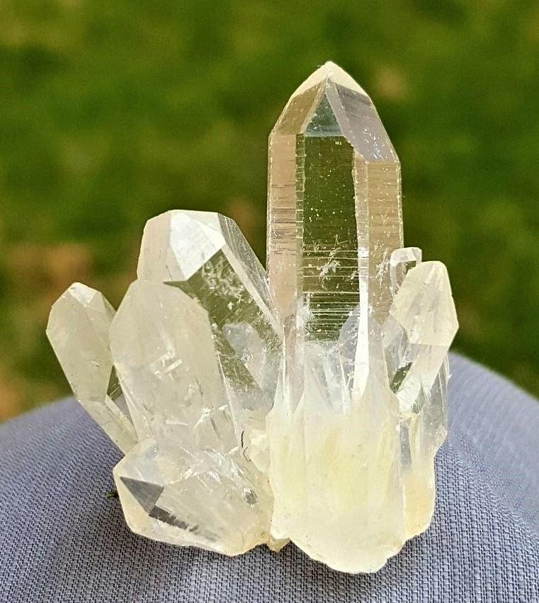 Clear Quartz Crystals Bunch, 21.90 Grams (1 of 2)