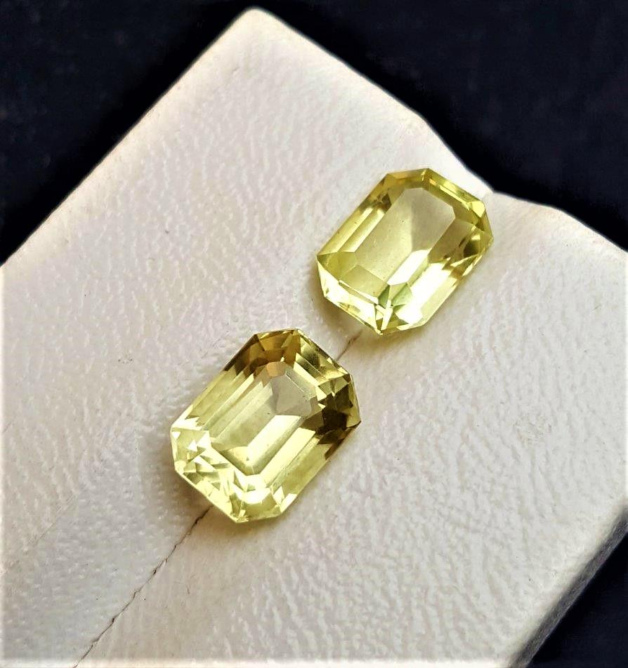 9 Carats Paired Lemon Quartz: 9 Carats Paired Lemon QuartzShipping Rate: $15.00 .shipping rates are determined by Parcel weight and destination.Combined shipping: We offer combine shipping on multiple items purchased to reduce shi