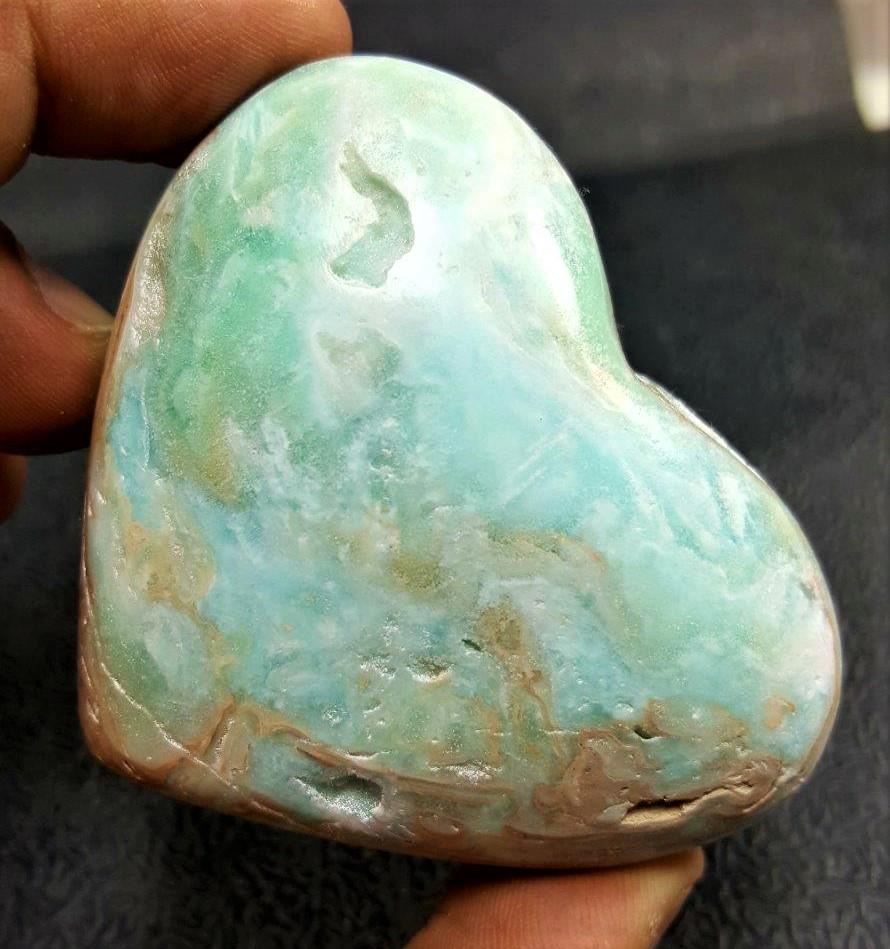 Natural Aragonite Heart Tumbler - 129 Grams (1 of 4)