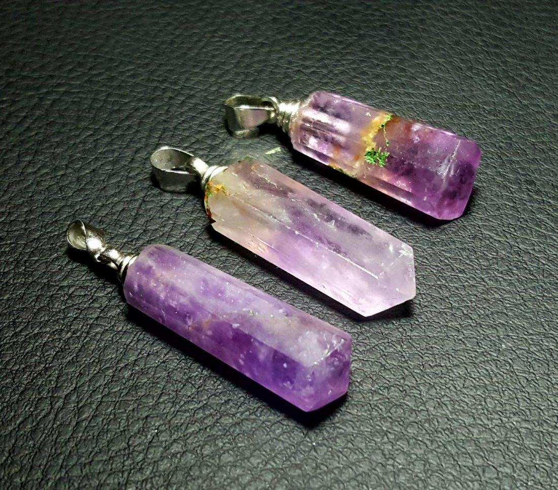 Fluorite Pointed Hexagon Wand Pendants: Fluorite Pointed Hexagon Wand Pendants Shipping: $23.00. Shipping rates are determined by Parcel weight and destination.