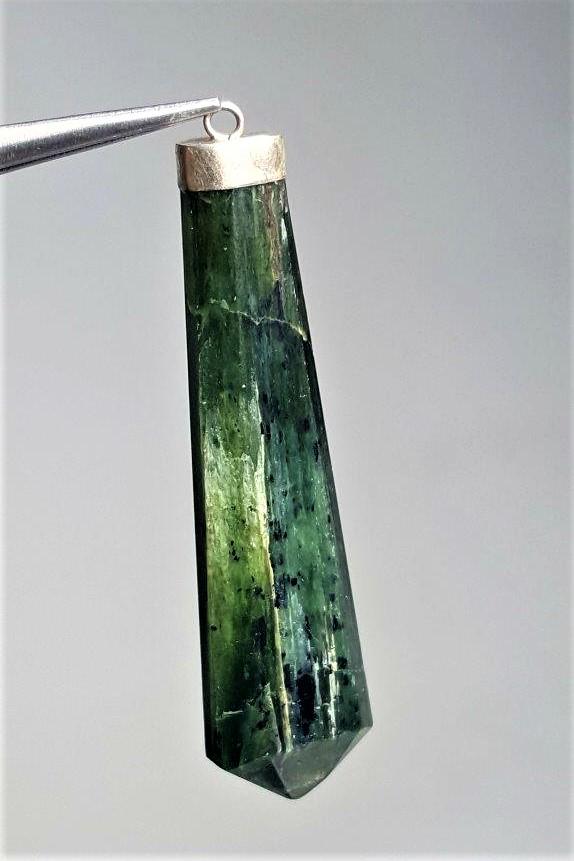 925 Sterling Silver Nephrite Jade Pendant (1 of 4)