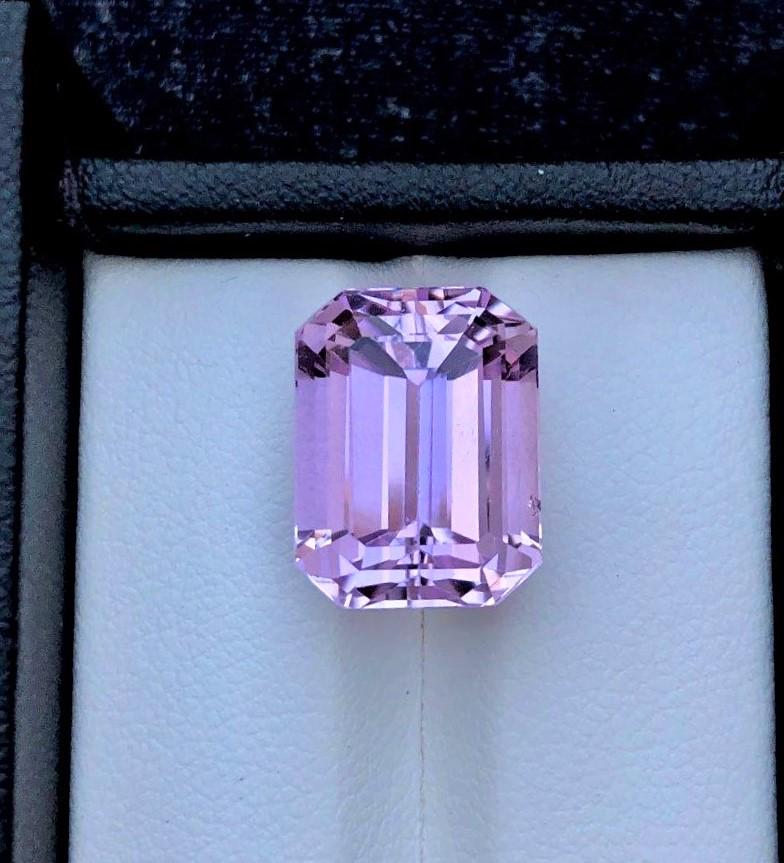 Emerald Pink Kunzite - 5.95 Carats: Emerald Pink Kunzite - 5.95 Carats - XX mmShipping Rate: $15.00 .shipping rates are determined by Parcel weight and destination.Combined shipping: We offer combine shipping on multiple items purchased
