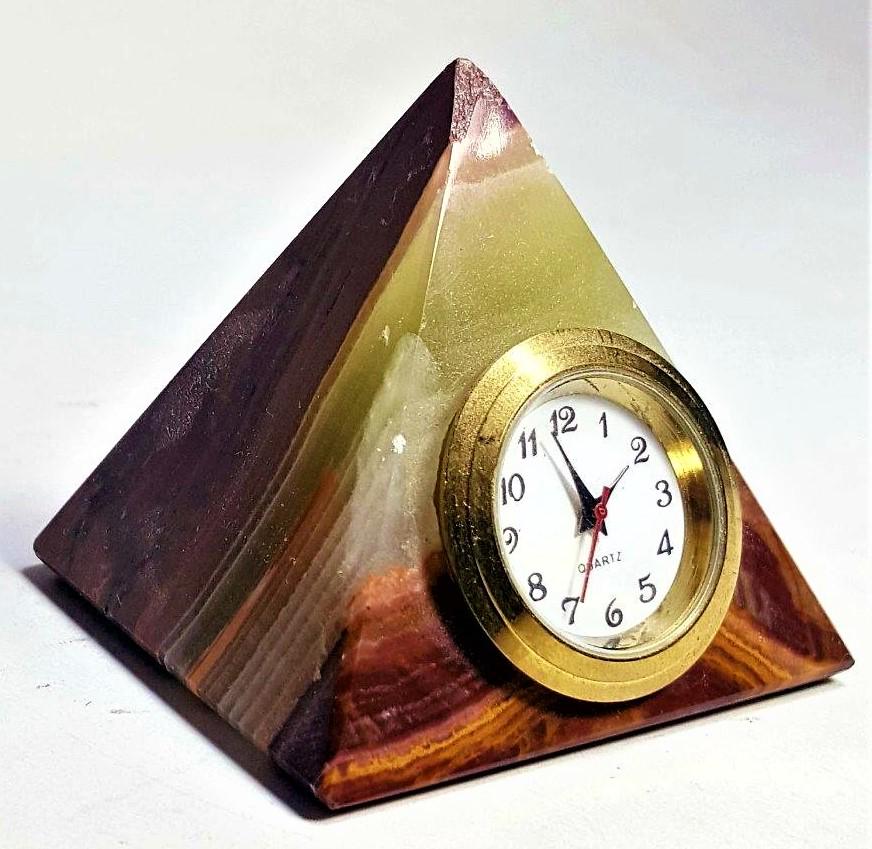 Natural Onix Healing Pyramid Clock (1 of 4)