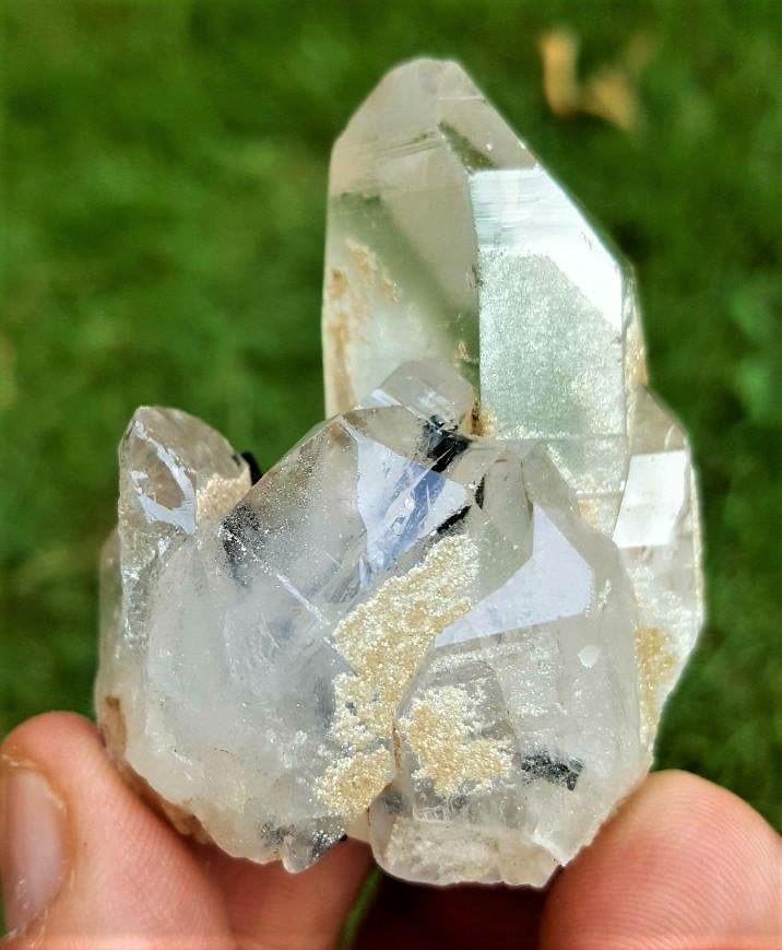 Quartz Crystals - 67 Grams (1 of 4)