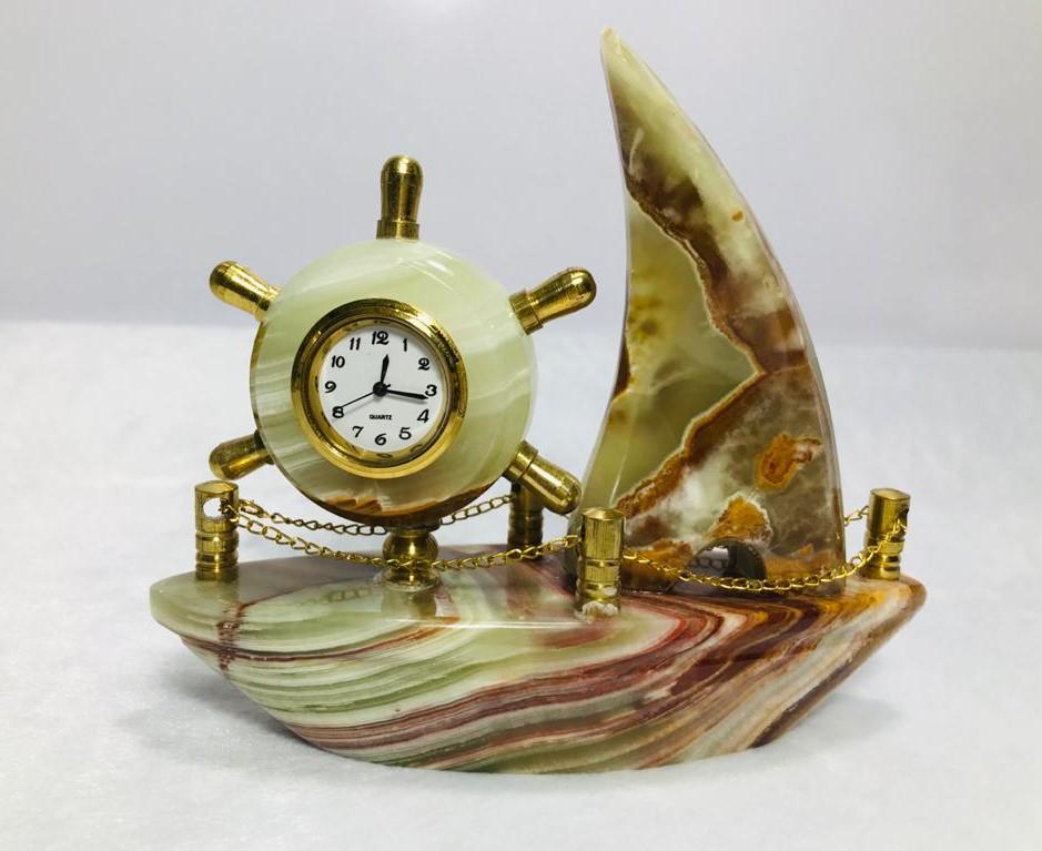 Onyx mix green shades ship table clock - 361.1G (1 of 3)