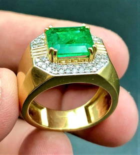 Emerald Ring With Diamond and Gold - 4.20 Cts Emerald: Emerald Ring With Diamond and Gold - 4.20 Cts Emerald - 0.80 Crts Diamond - 10 Grams GoldShipping Rate: $23.00 .shipping rates are determined by Parcel weight and destination.Combined shipping: We