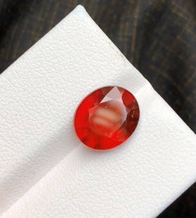 4.40 Crts Natural Hessonite Garnet: 4.40 Crts Natural Hessonite Garnet - 11X10X6 mm Shipping: $23.00. Shipping rates are determined by Parcel weight and destination.