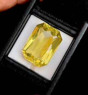 38.55 Carats Citrine Quartz: 38.55 Carats Citrine Quartz - 26X19X12 mmShipping Rate: $15.00 .shipping rates are determined by Parcel weight and destination.Combined shipping: We offer combine shipping on multiple items purchased