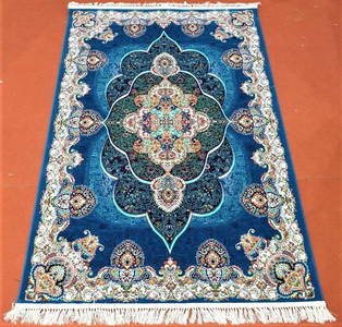 Classic Hamedan Persian Rug