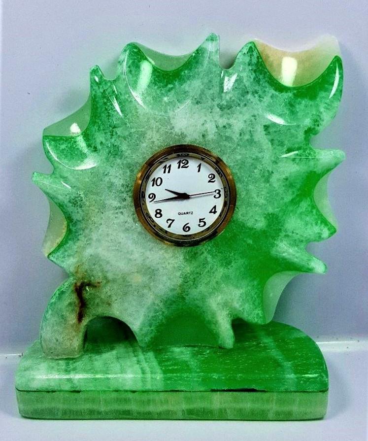 Greenish Onix Table Clock - 516.8 Grams: Greenish Onix Table Clock - 516.8 Grams - 119X103X39 mmShipping Rate: $50.00 .shipping rates are determined by Parcel weight and destination.Combined shipping: We offer combine shipping on multiple it