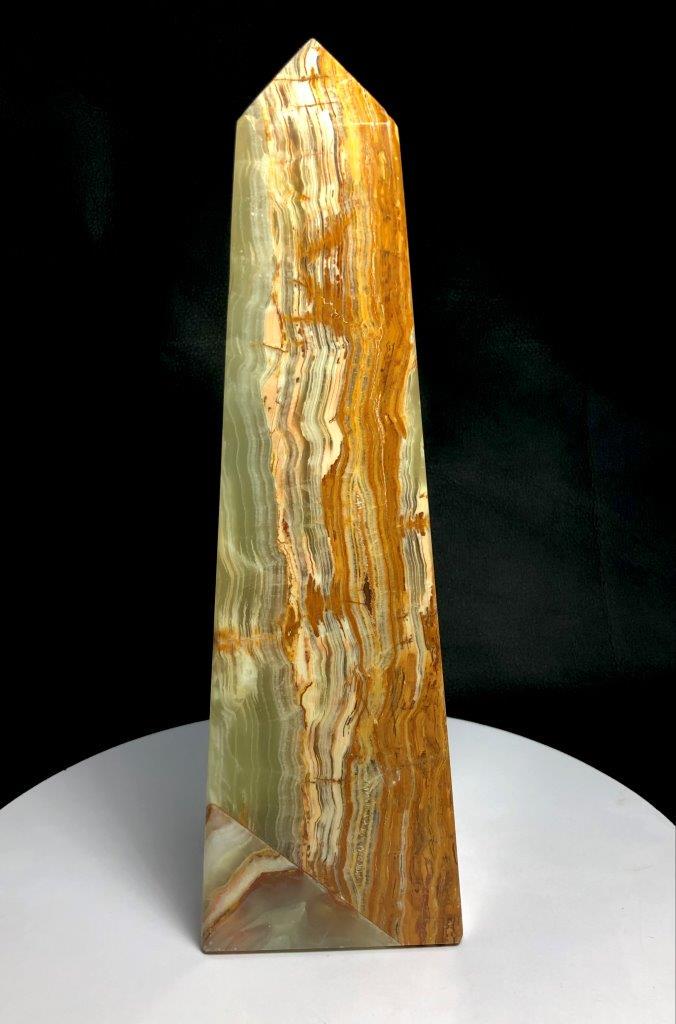 HUGE Onyx Tower - 2272 Grams (1 of 5)