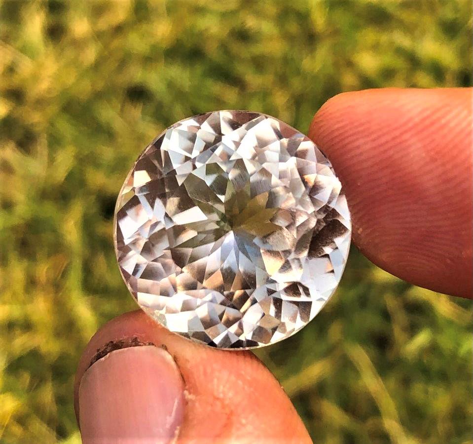 25.60 Carats Natural Kunzite Faceted Gemstone (1 of 3)