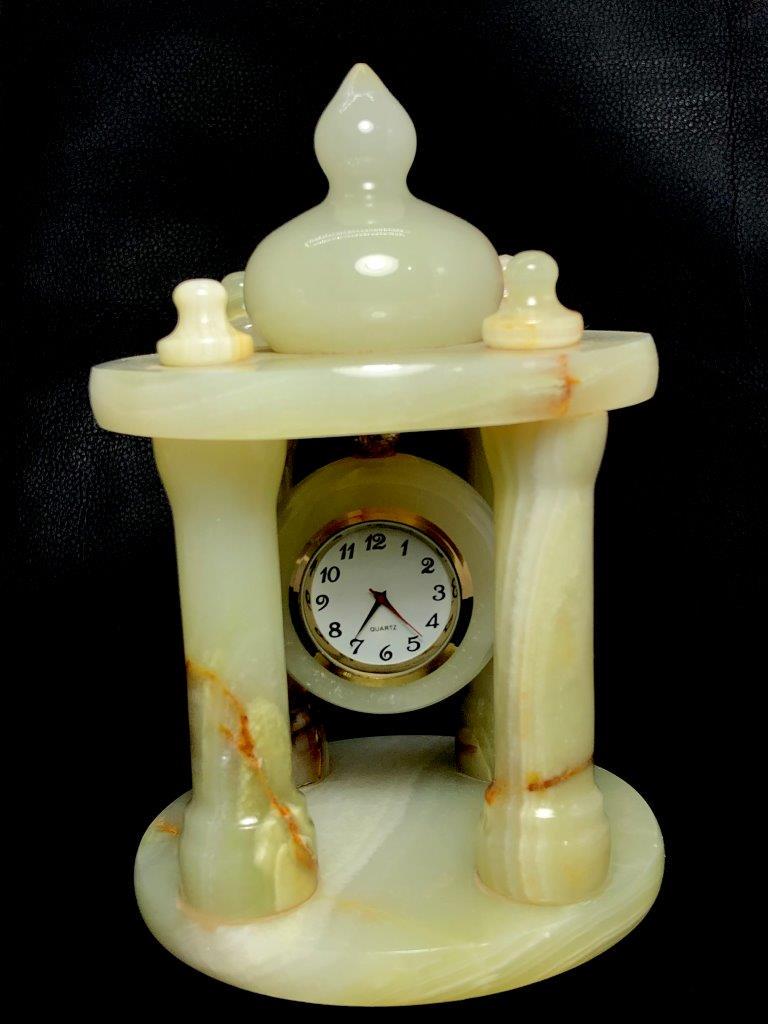 Vintage Style Onyx Table Clock 1012 Grams (1 of 2)