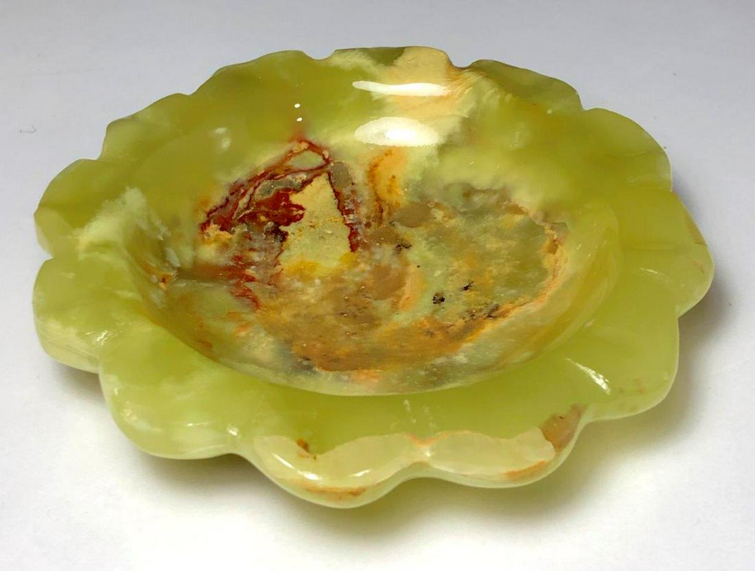 Onyx Tray - 169 Grams: Onyx Tray - 169 Grams - 97X19 mmShipping Rate: $23.00 .shipping rates are determined by Parcel weight and destination.Combined shipping: We offer combine shipping on multiple items purchased to reduce