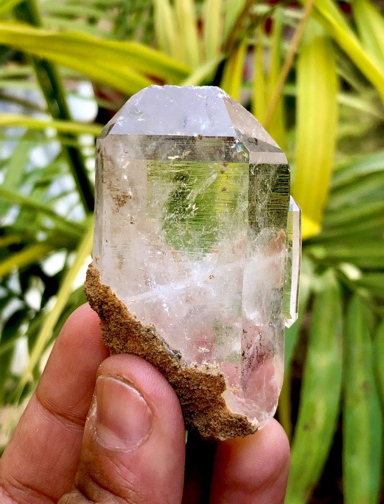 Top Quality Quartz Crystal - 69 Grams - 66X40X24 mm (1 of 2)
