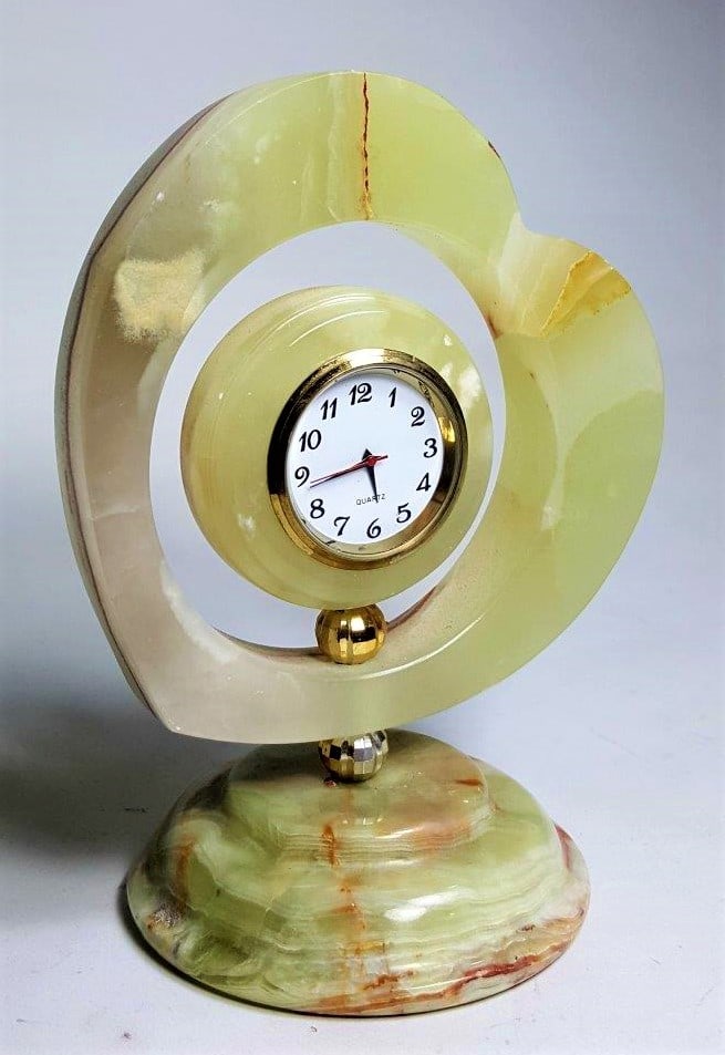 Artistic Onix Heart Healing Clock (1 of 3)