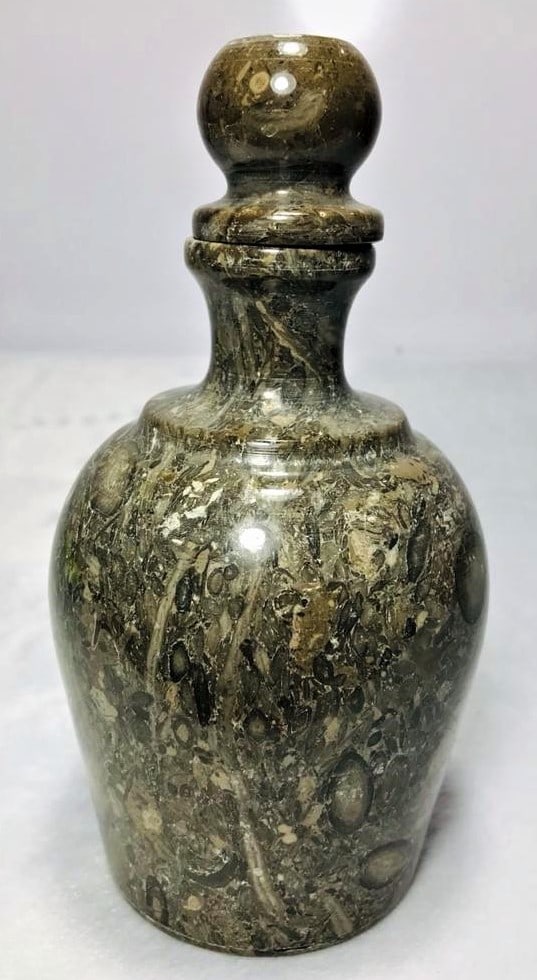 Jasper coral dark brown jar - 564G: Jasper coral dark brown jar - 147X76mm - 564G Shipping: $55.00. Shipping rates are determined by Parcel weight and destination.