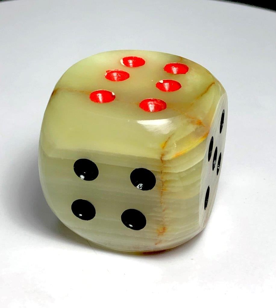 Polished Onyx Dice - 243 Garms: Polished Onyx Dice - 243 Garms - 47X45 mmShipping Rate: $36.00 .shipping rates are determined by Parcel weight and destination.Combined shipping: We offer combine shipping on multiple items purchased 