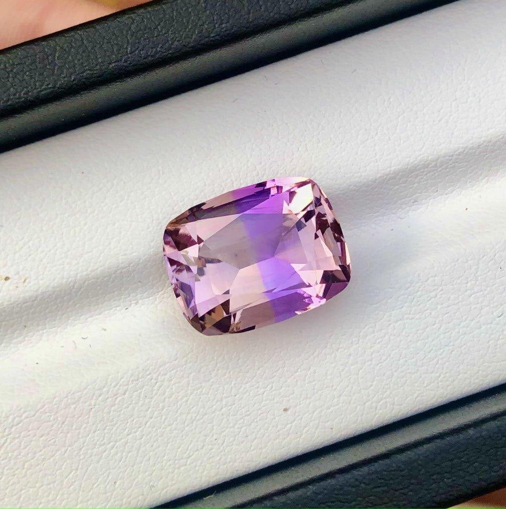 Cushion Cut Supreme Quality Natural Ametrine - 11.60 Carats - 15X12X10 mm: Cushion Cut Supreme Quality Natural Ametrine - 11.60 Carats - 15X12X10 mmShipping Rate: $15.00 .shipping rates are determined by Parcel weight and destination.Combined shipping: We offer combine shipp