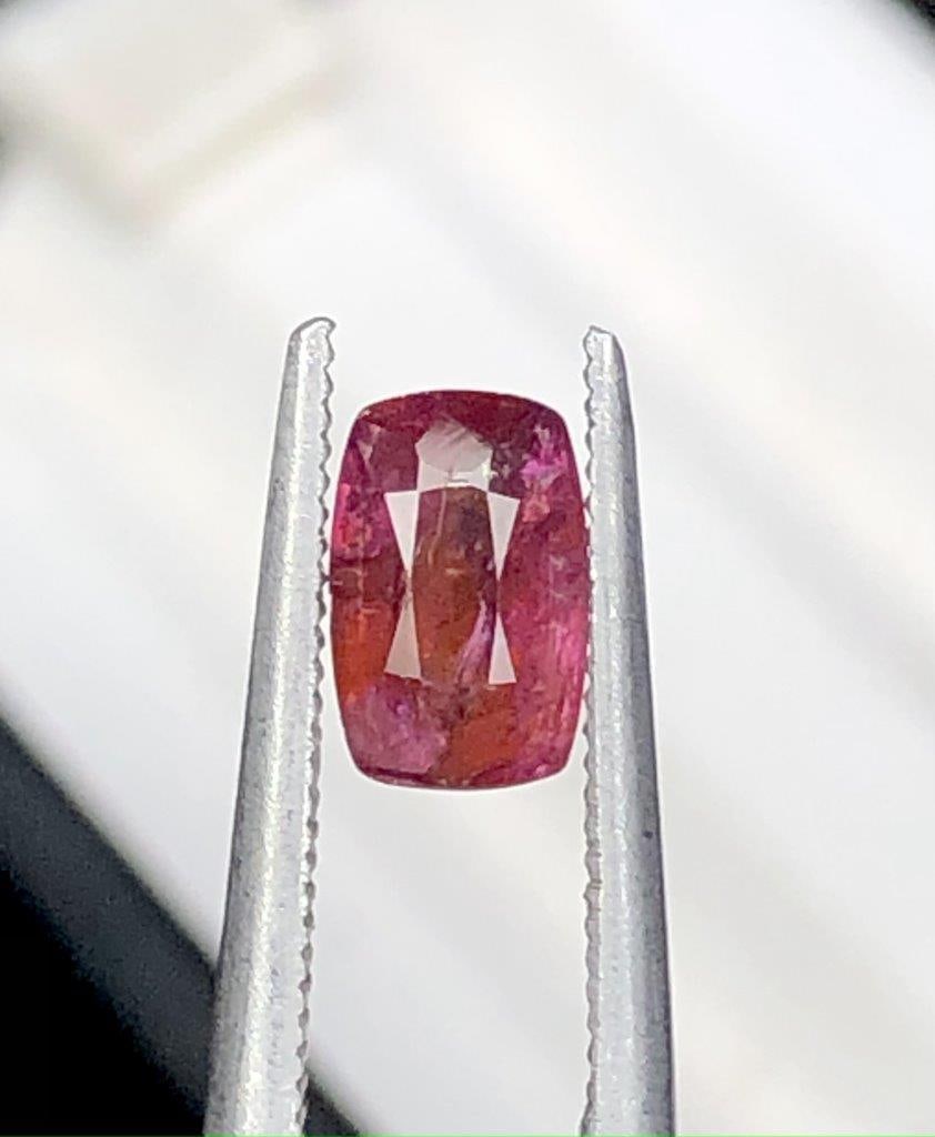 0.85 Carats Natural Ruby Gemstone - 6X4X3 mm (1 of 3)